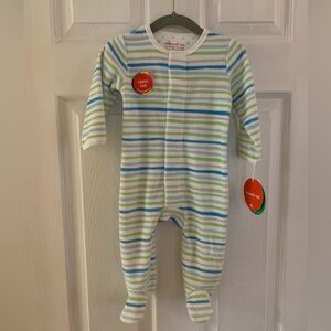 NWT Magnetic Me Onesie Size: 3-6 months